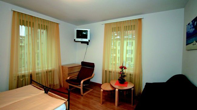 Апартаменти Swiss Star Zurich Sihlfeld - Self Check-In Номер фото